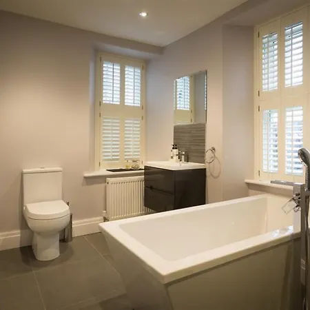 Honeywood House Holiday home