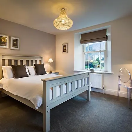 Holiday home Honeywood House *