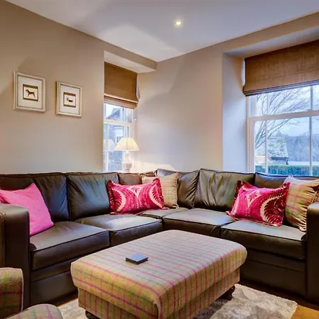 Honeywood House Holiday home *